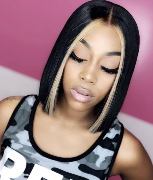 Blonde Streaks Closure Bob Wig